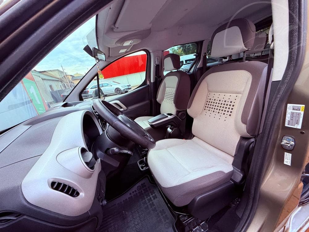 2015 Citroen BERLINGO - 11