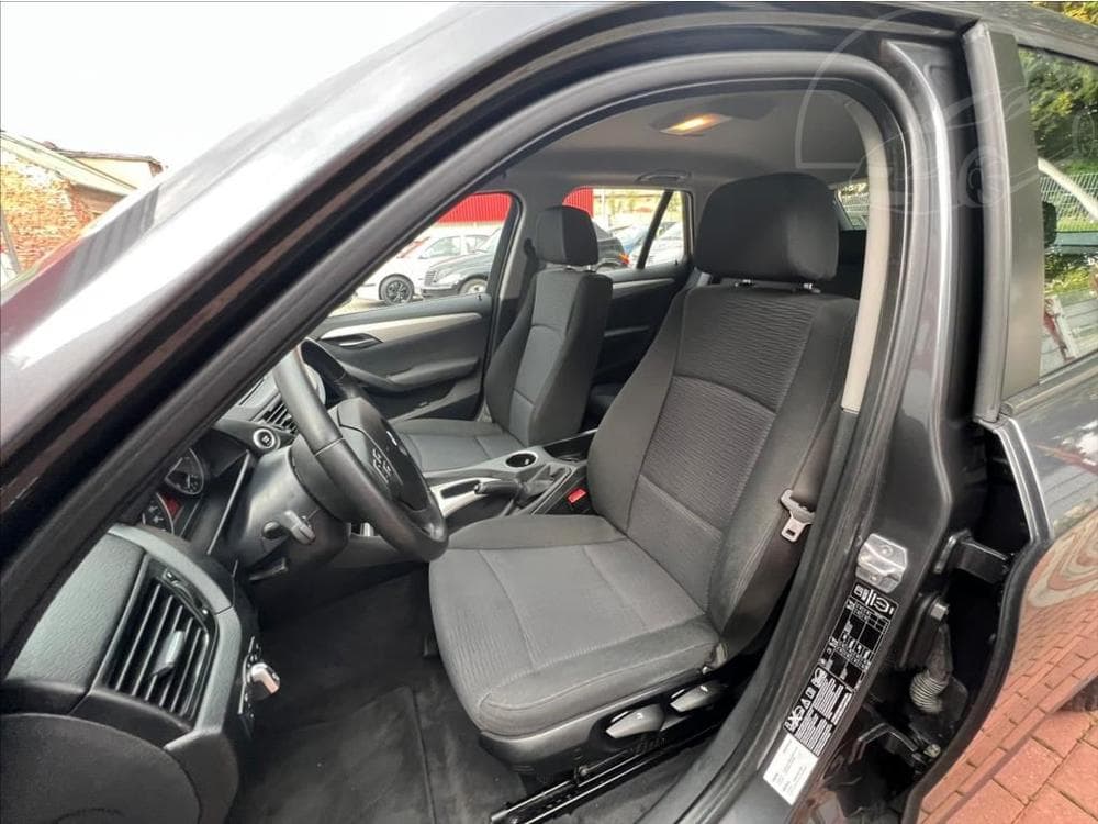 2012 BMW X1 - 12