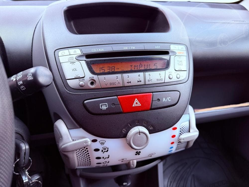 2012 Citroen C1 - 14