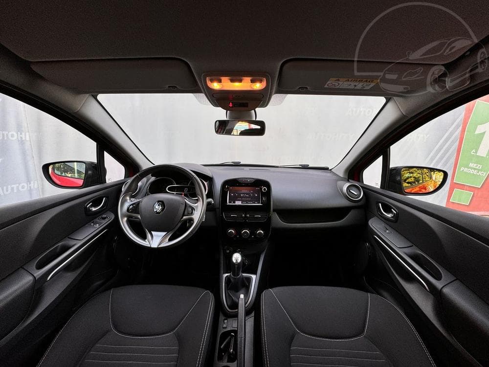 2016 Renault Clio - 14