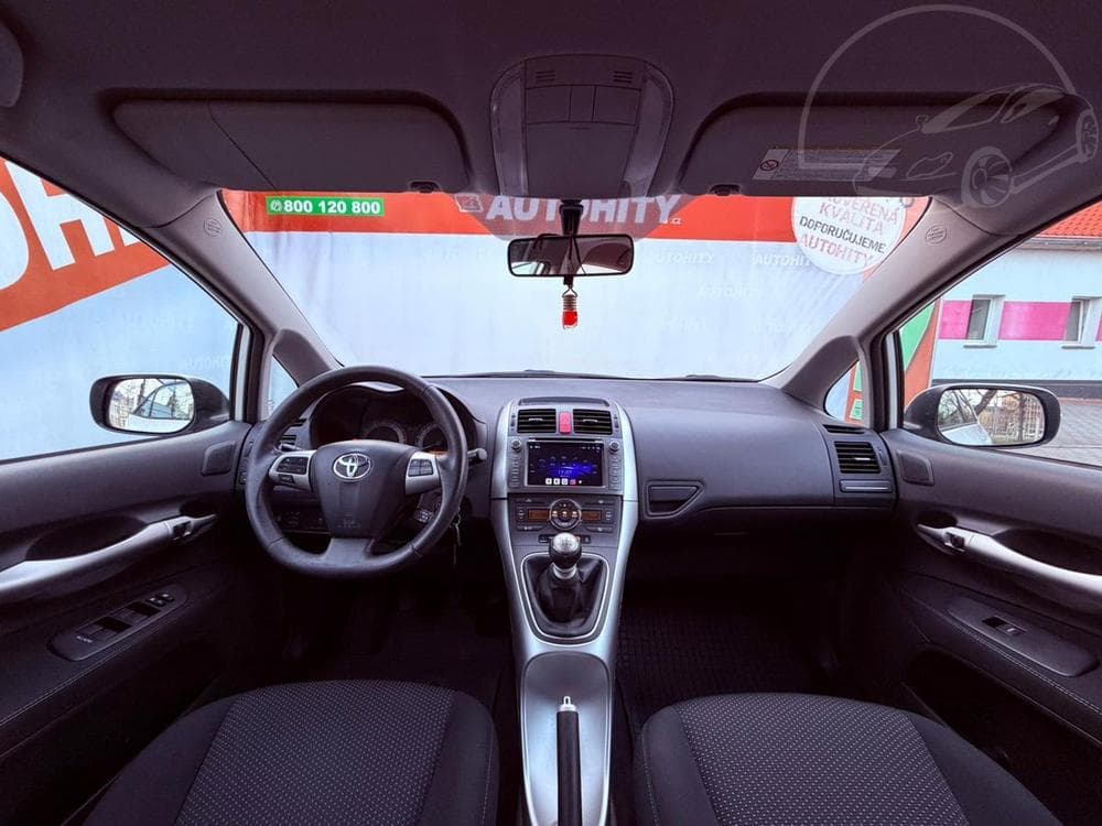 2012 Toyota AURIS - 15