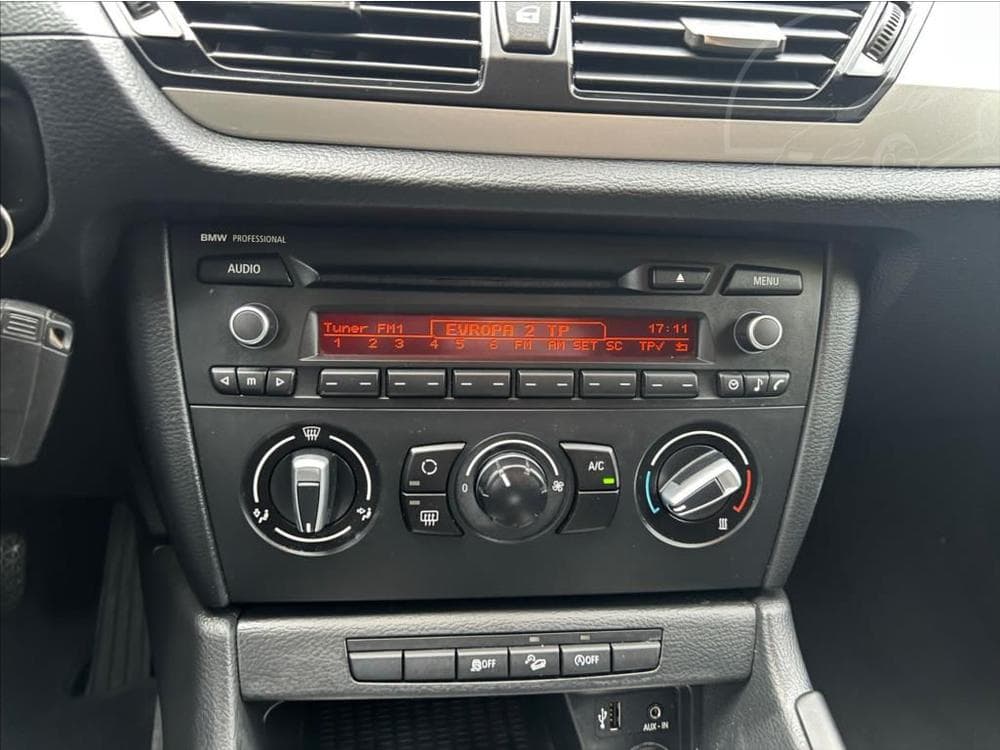 2012 BMW X1 - 16