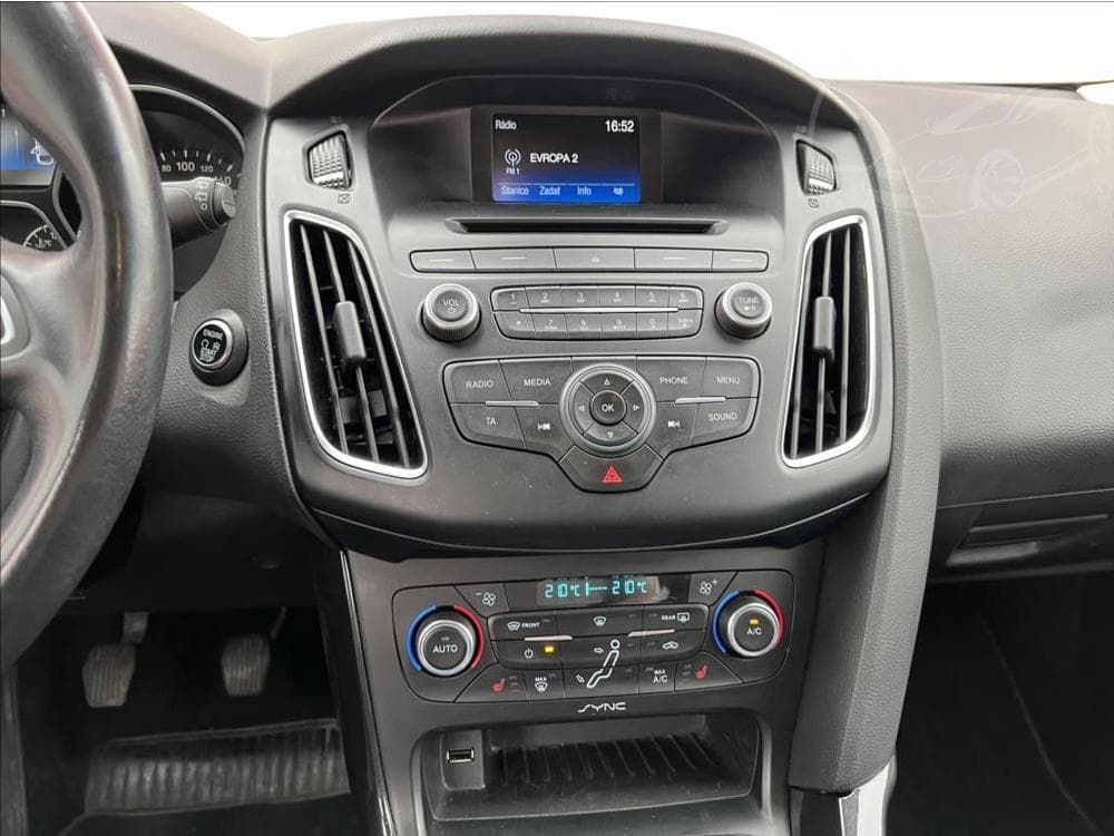 2016 Ford Focus - 17