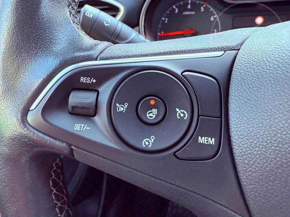 2022 Opel Crossland - 17