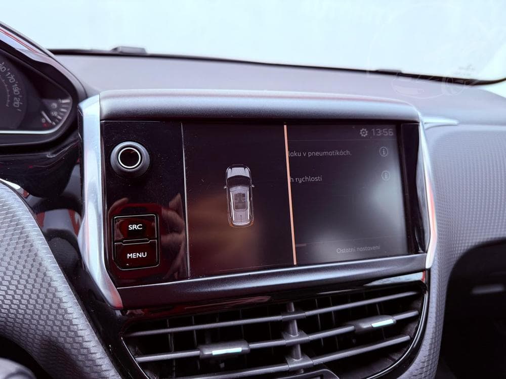 2017 Peugeot 2008 - 17