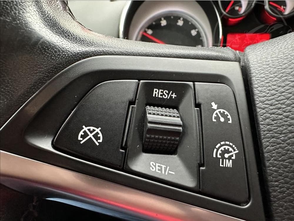 2016 Opel ZAFIRA - 18