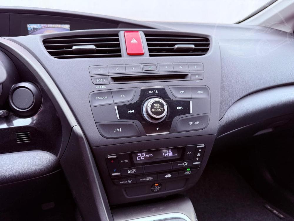 2013 Honda CIVIC - 19
