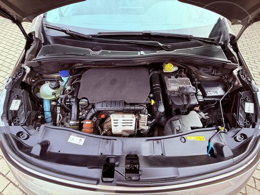 2017 Peugeot 2008 - 20