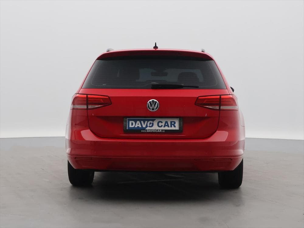 2019 Volkswagen PASSAT - 6