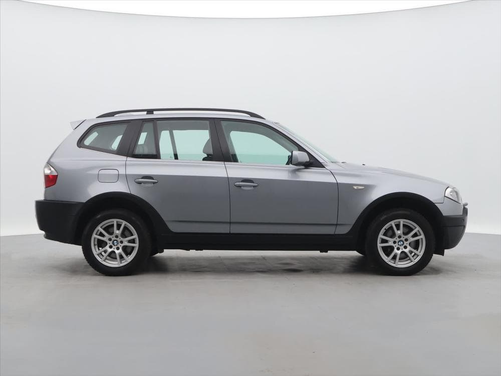 2005 BMW X3 - 8