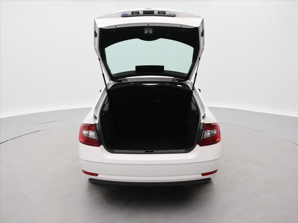 2018 Škoda OCTAVIA - 9