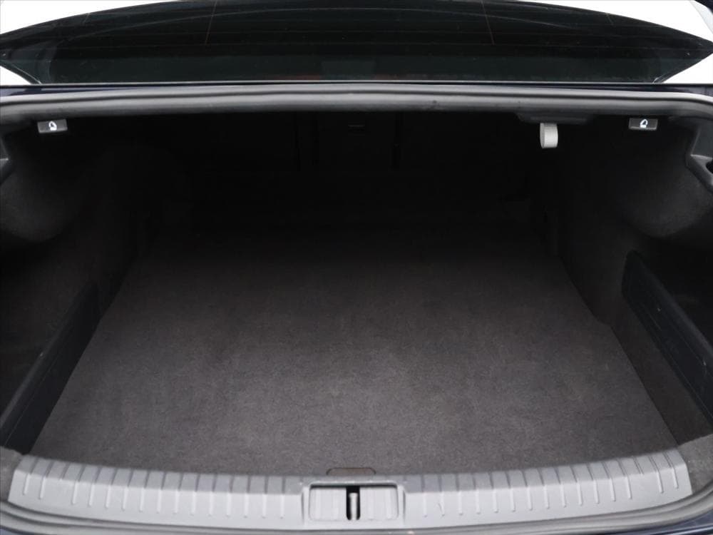 2016 Volkswagen PASSAT - 10