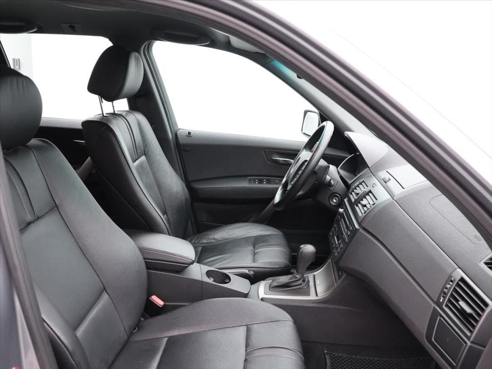 2005 BMW X3 - 12