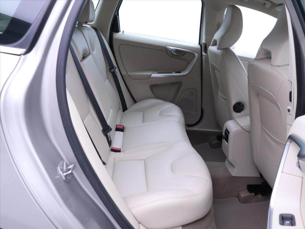 2014 Volvo XC60 - 13