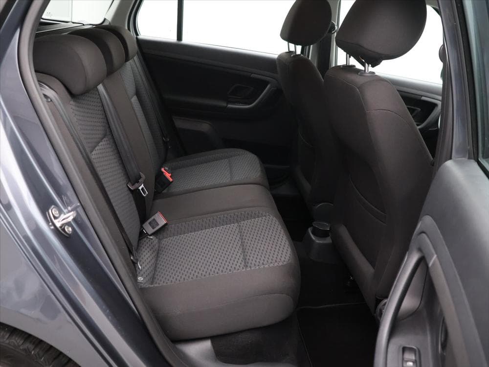 2011 Škoda FABIA - 13