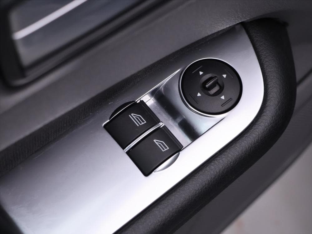 2010 Ford FOCUS - 14