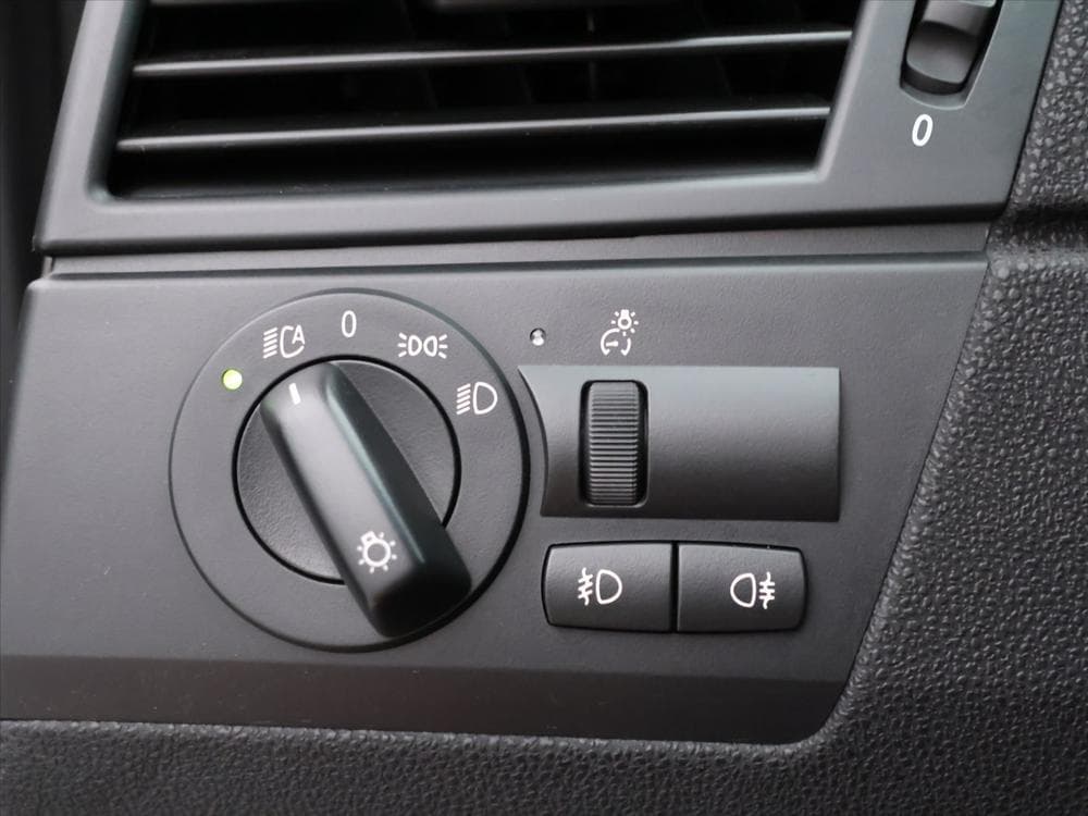 2005 BMW X3 - 15