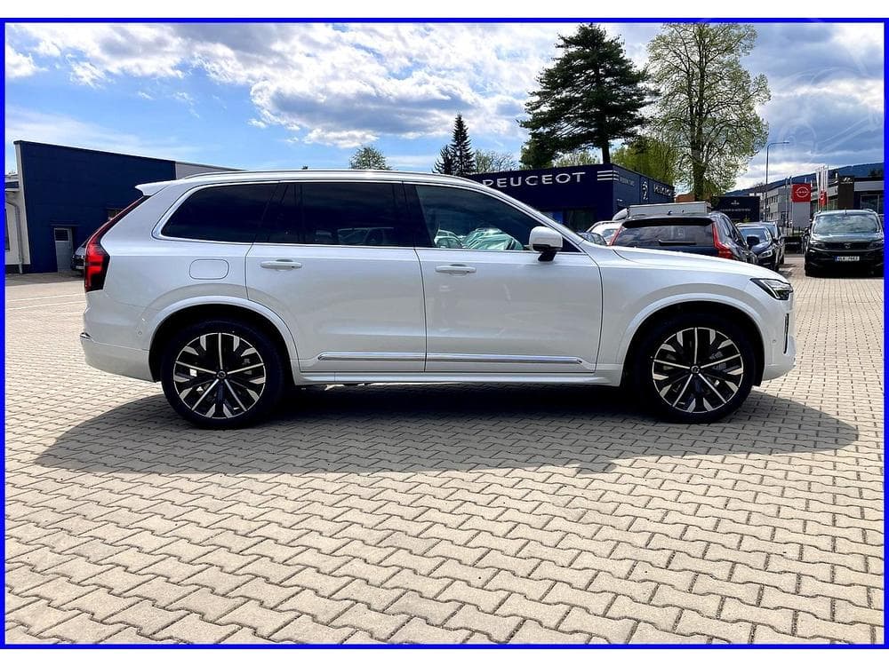 2026 Volvo XC90 - 10
