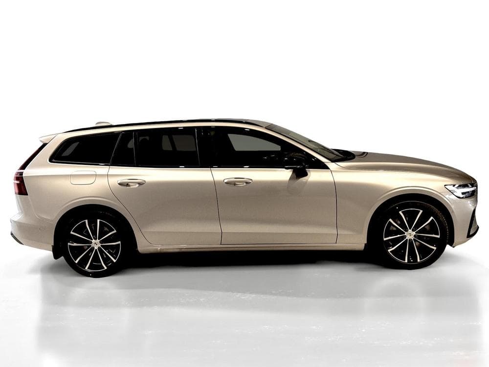 2026 Volvo V60 - 11