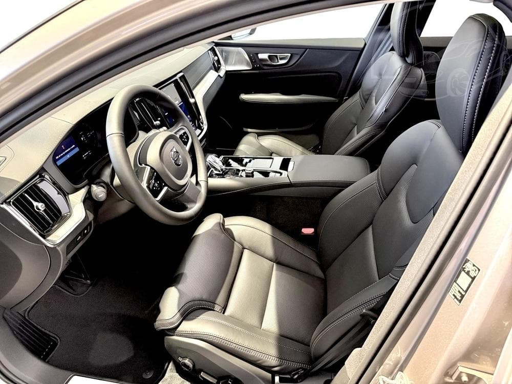 2026 Volvo V60 - 17
