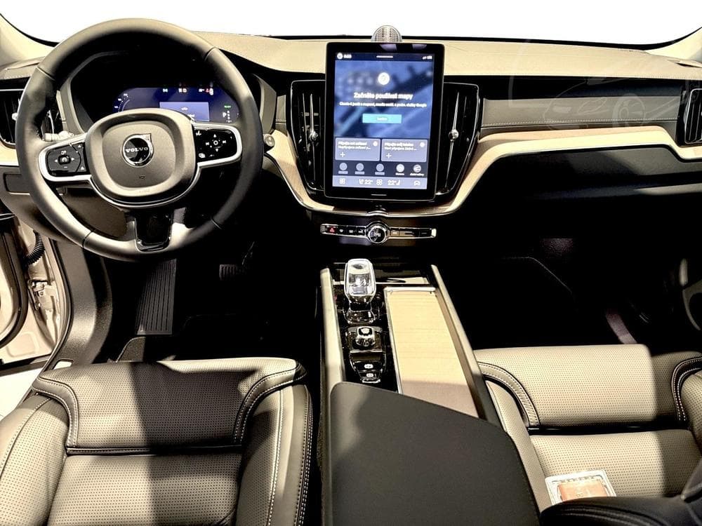 2026 Volvo XC60 - 17