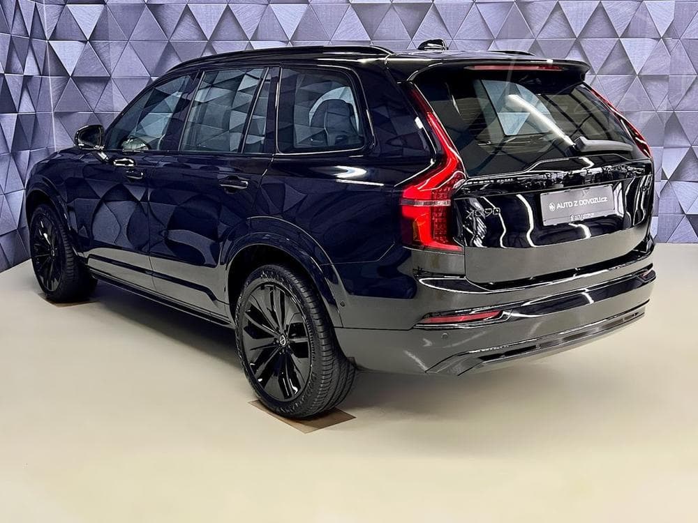 2026 Volvo XC90 - 10