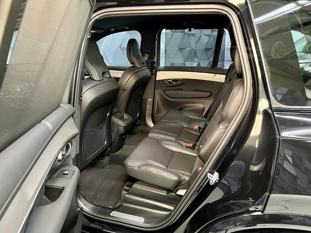 2026 Volvo XC90 - 31