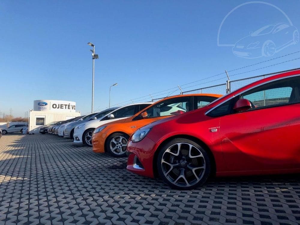 Toyota Corolla 1.6Ti,223kW,VERZE GR-FOUR,1MAJ