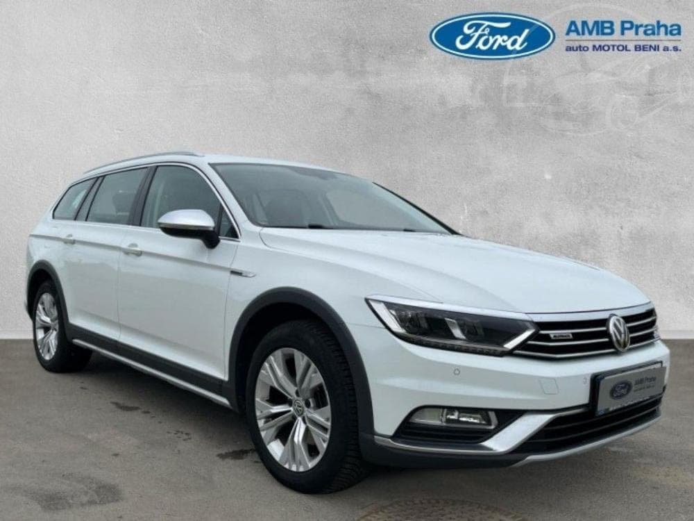 2018 Volkswagen PASSAT - 3