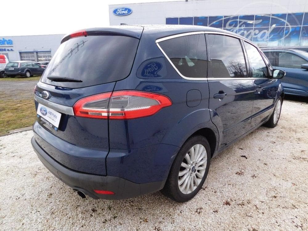 2012 Ford S-Max - 4
