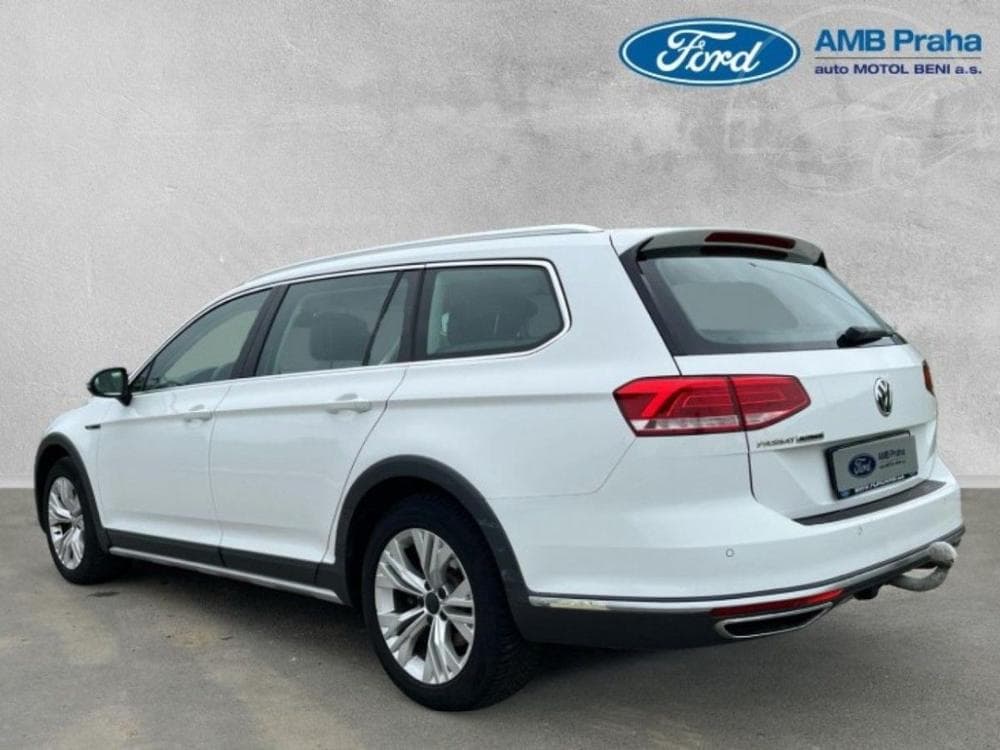 2018 Volkswagen PASSAT - 6