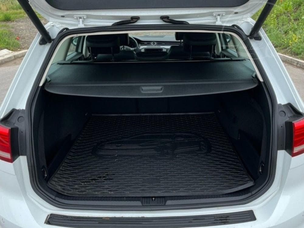 2018 Volkswagen PASSAT - 7