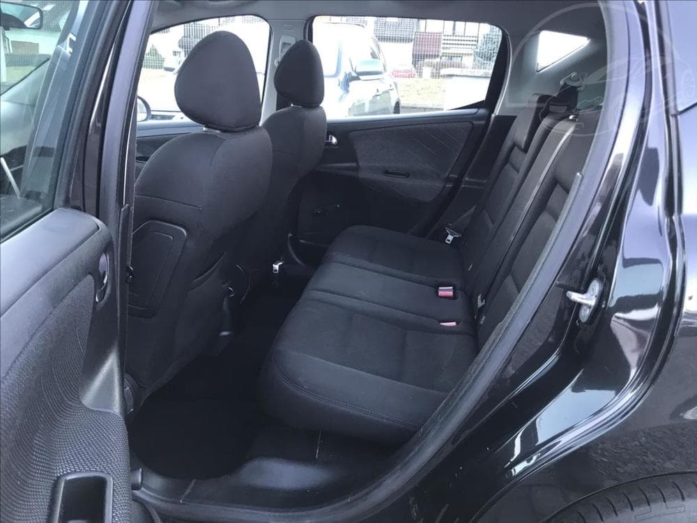 2008 Peugeot 207 - 13