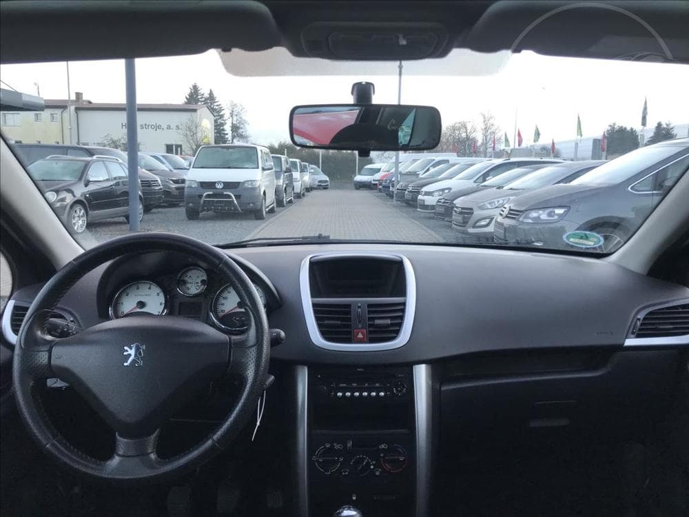 2008 Peugeot 207 - 14