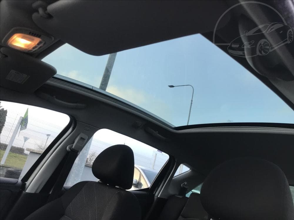 2008 Peugeot 207 - 17