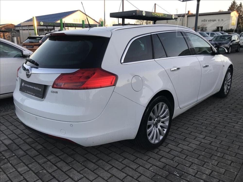 2010 Opel INSIGNIA - 6