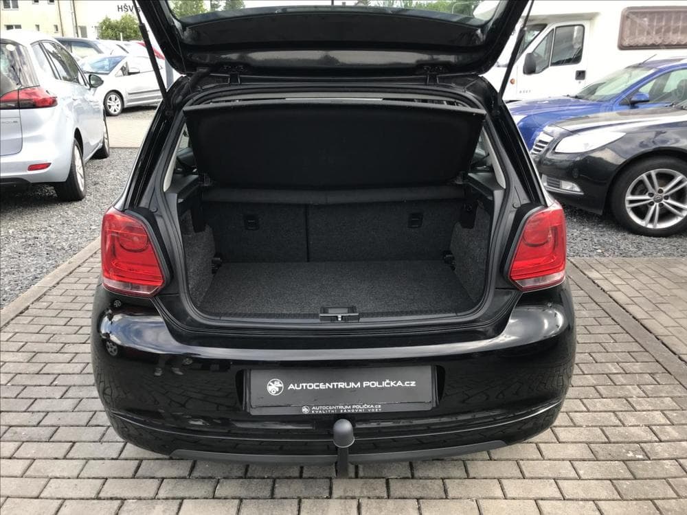 2010 Volkswagen POLO - 8