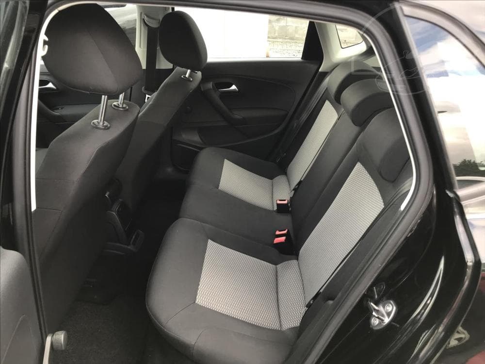 2010 Volkswagen POLO - 12