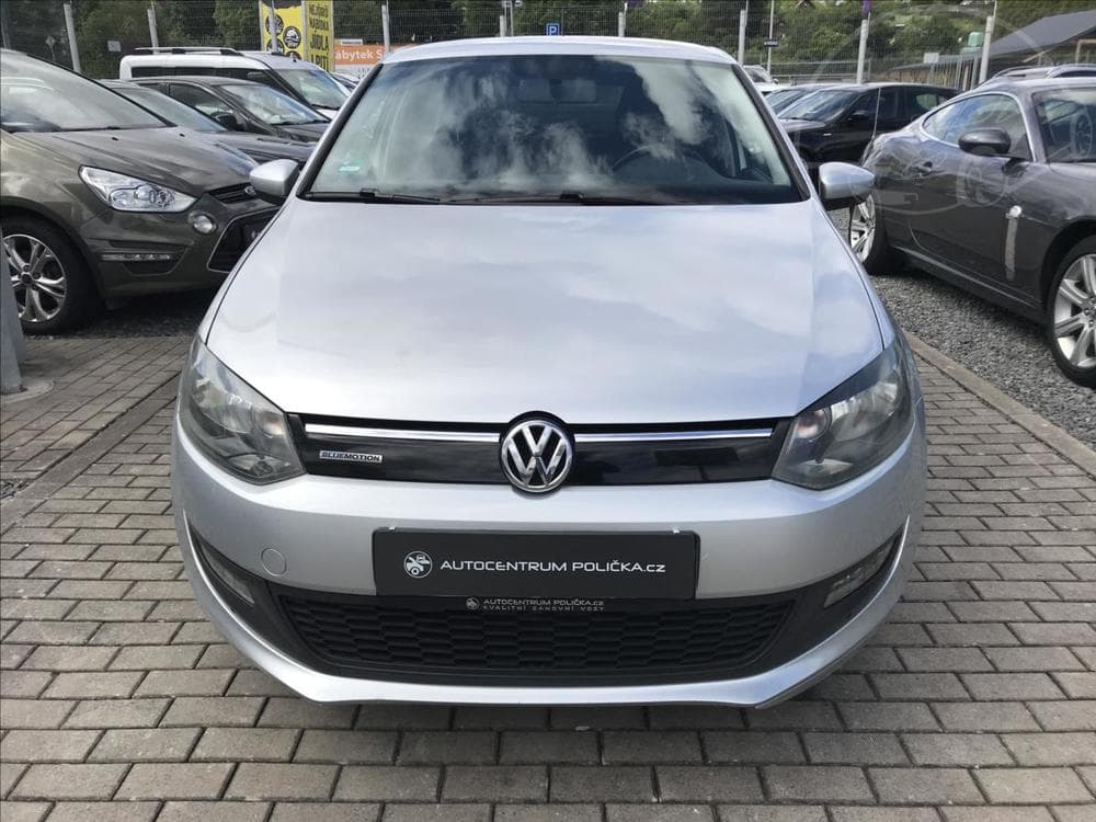 2011 Volkswagen POLO - 4