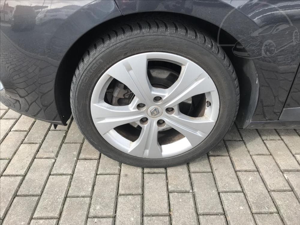 2009 Renault MEGANE - 9