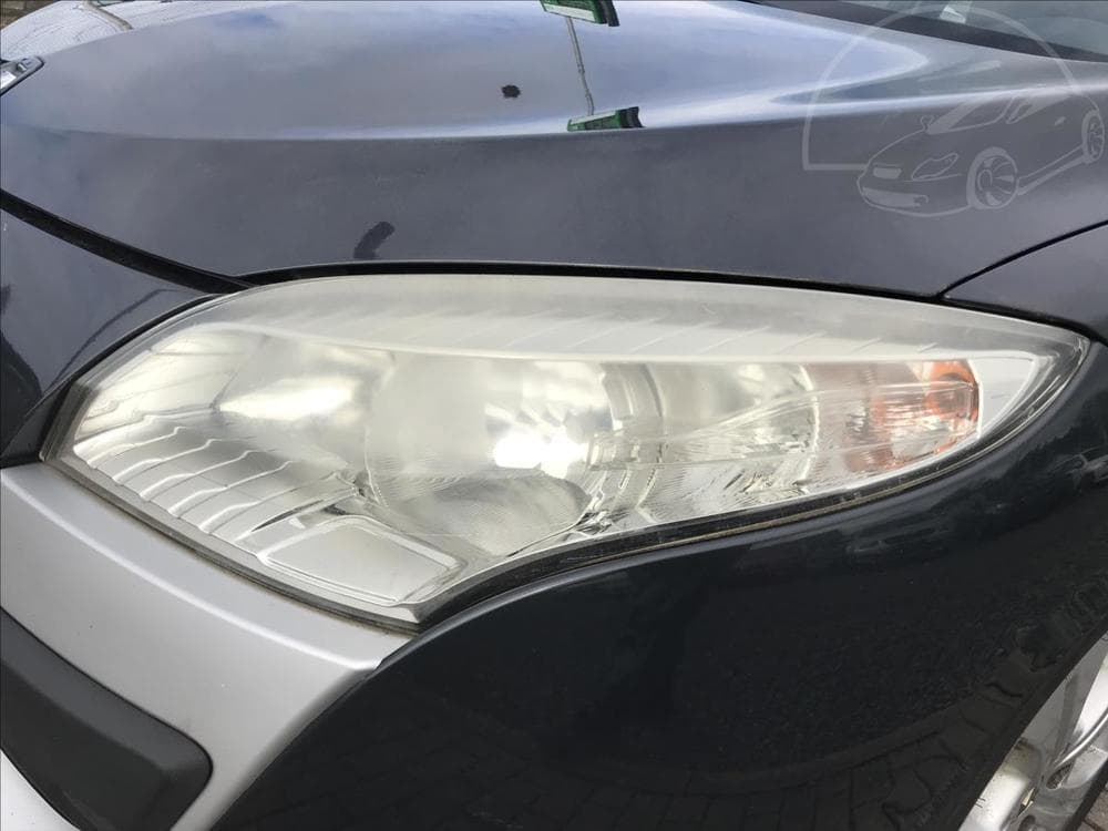 2009 Renault MEGANE - 10
