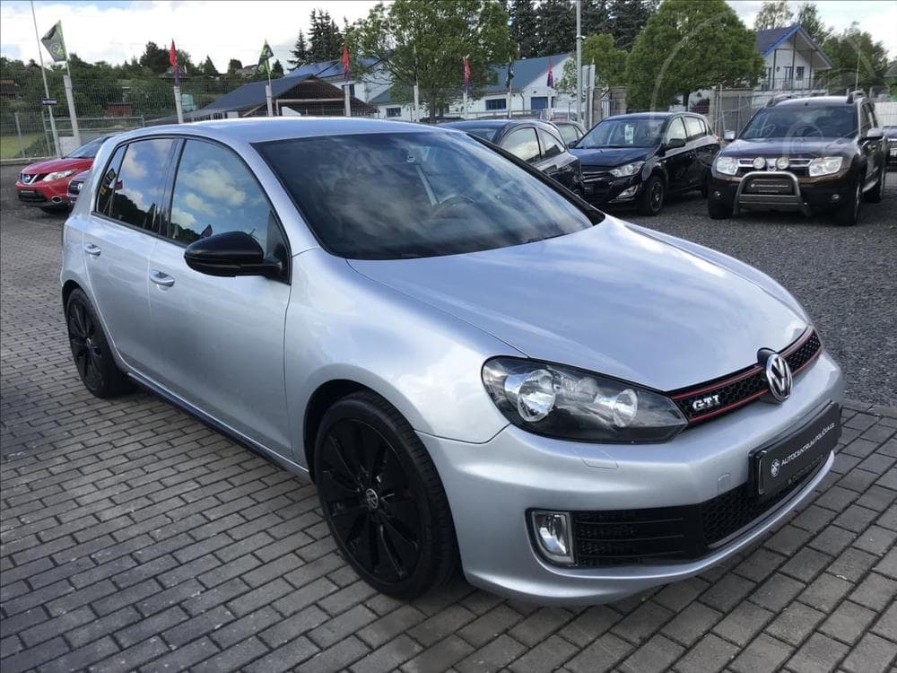 2010 Volkswagen GOLF - 2