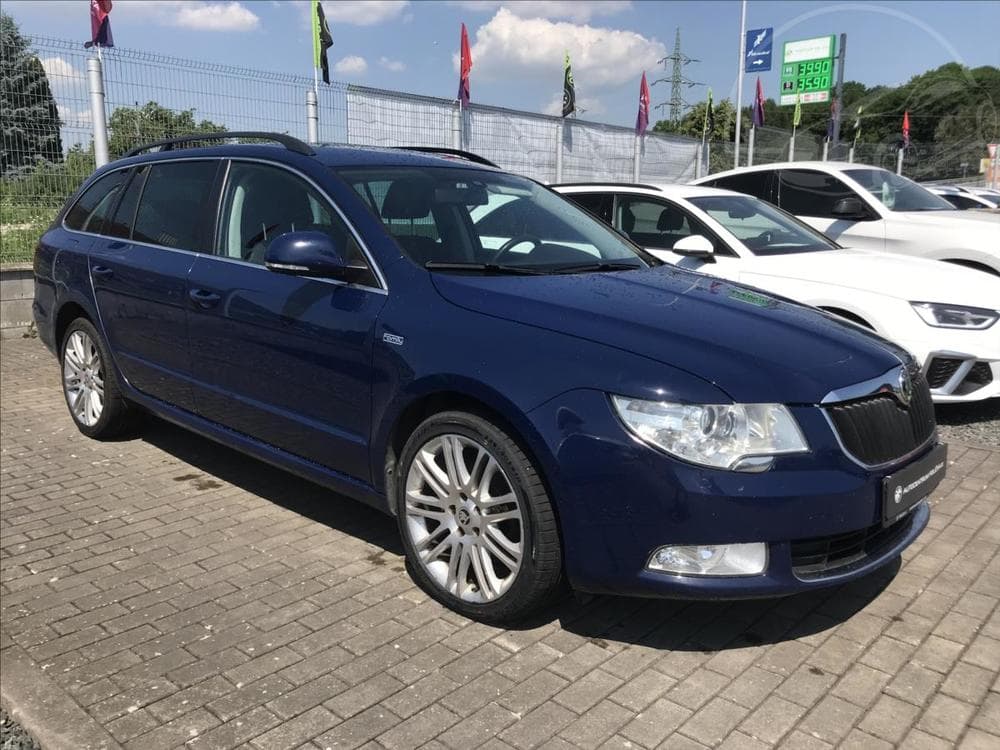 2011 Škoda SUPERB - 3