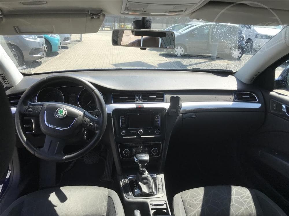 2011 Škoda SUPERB - 7