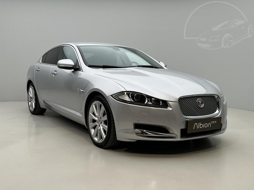 2013 Jaguar Xf - 8