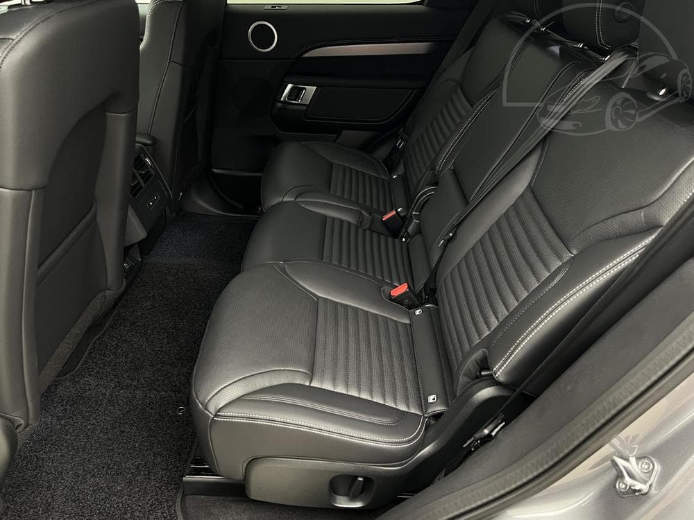 2025 Land Rover DISCOVERY - 37