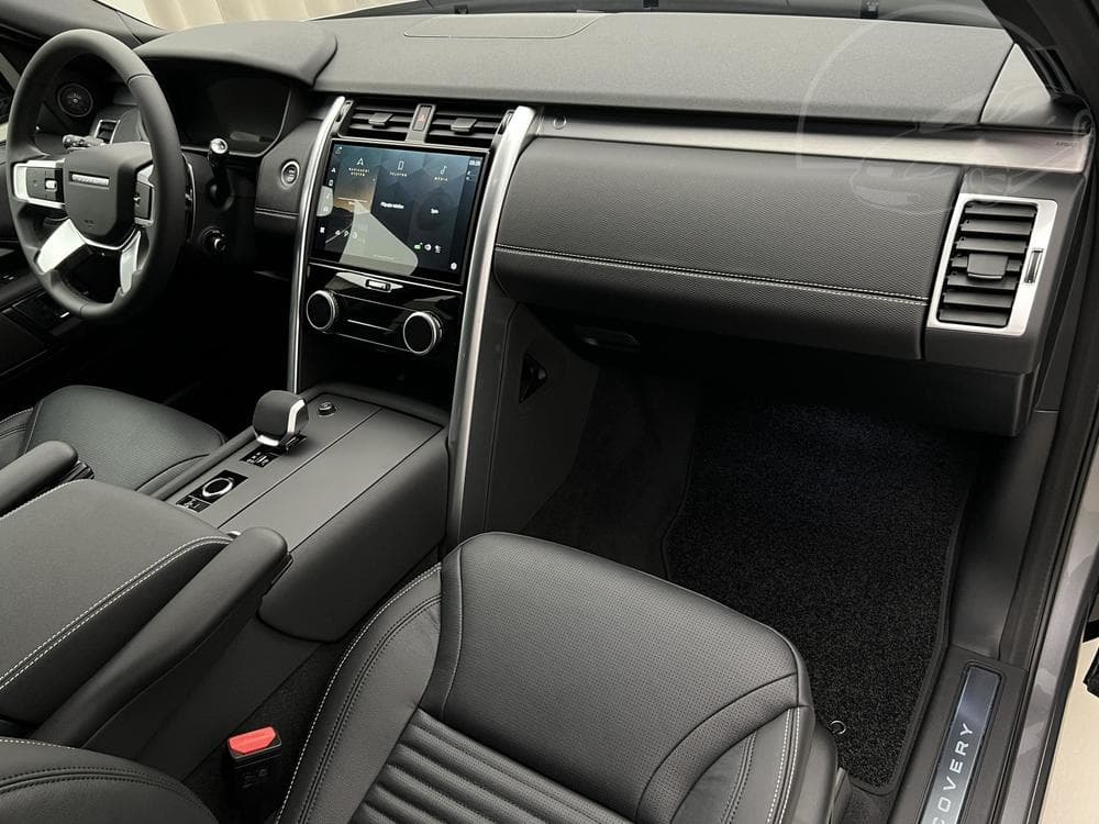 2025 Land Rover DISCOVERY - 52
