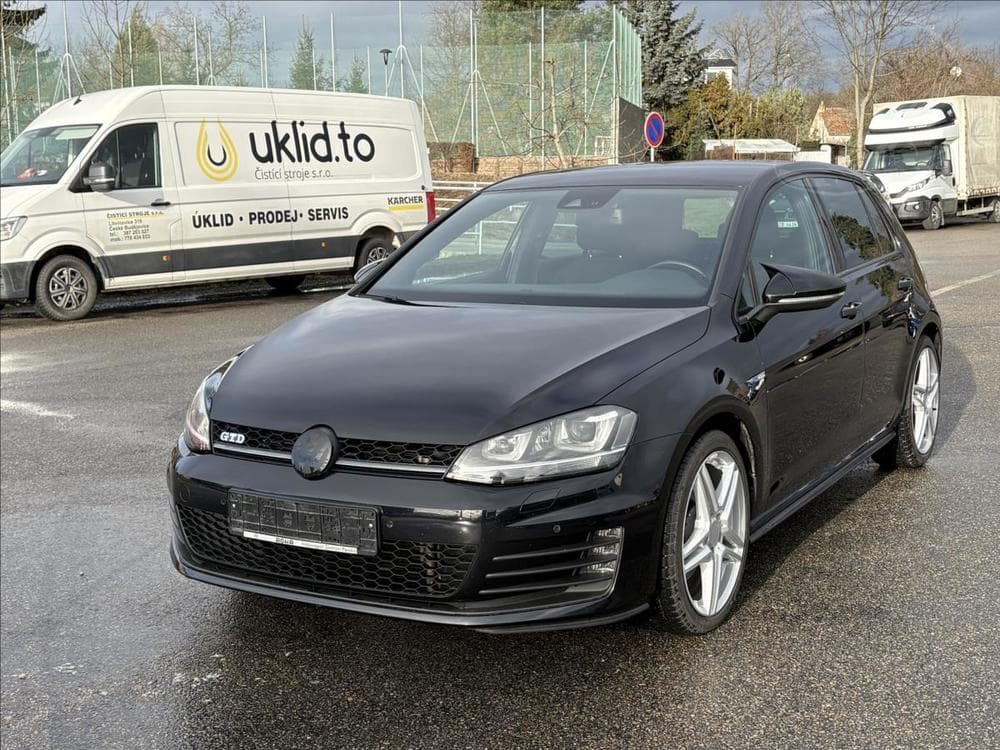 Volkswagen Golf 2,0 GTD 135kW Xenon,Navi,Kamer