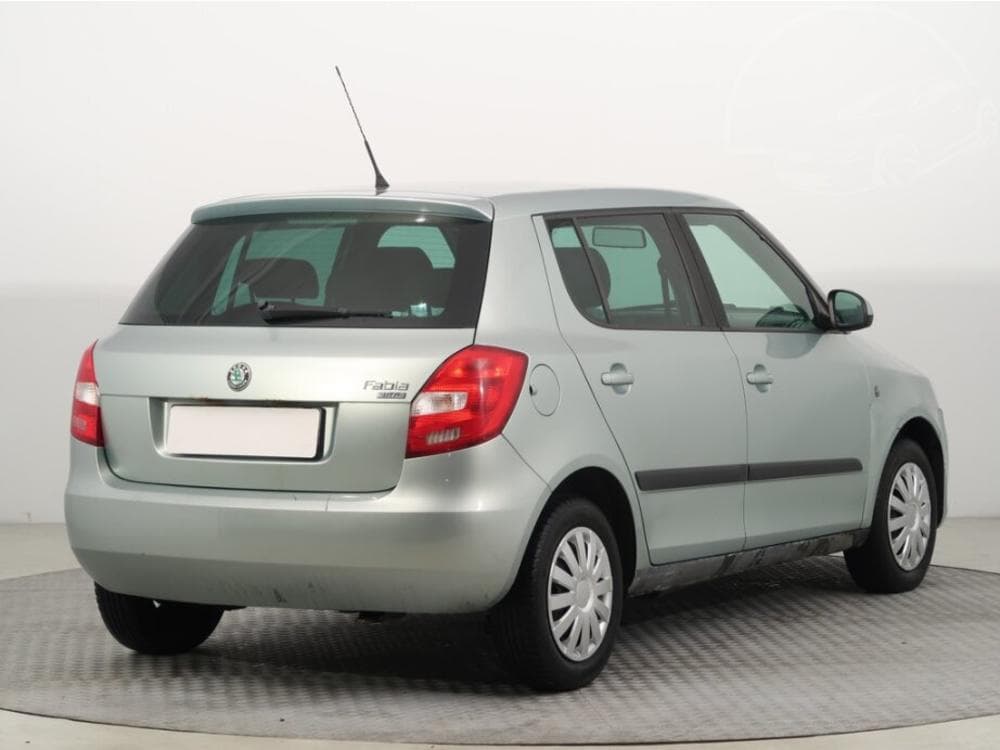 2011 Škoda FABIA - 9