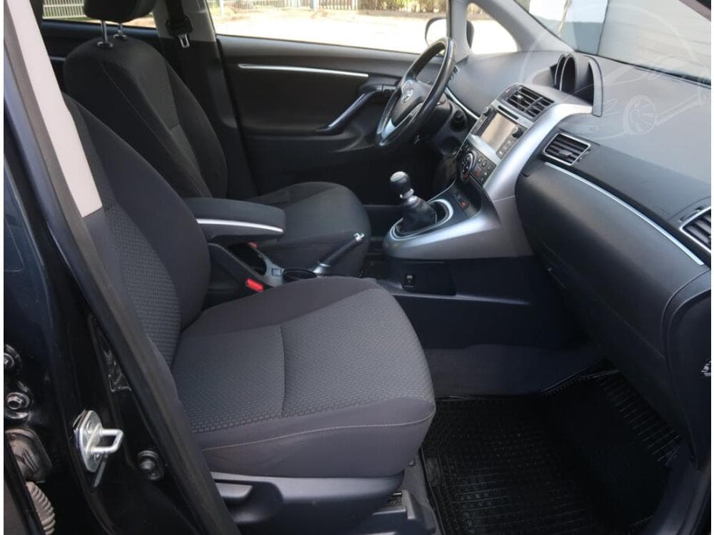 2013 Toyota VERSO - 9